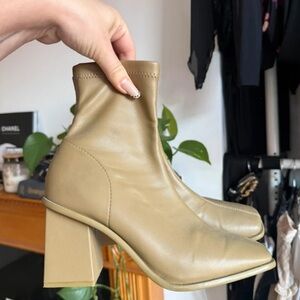 Pull&Bear Olive Heeled Boots
